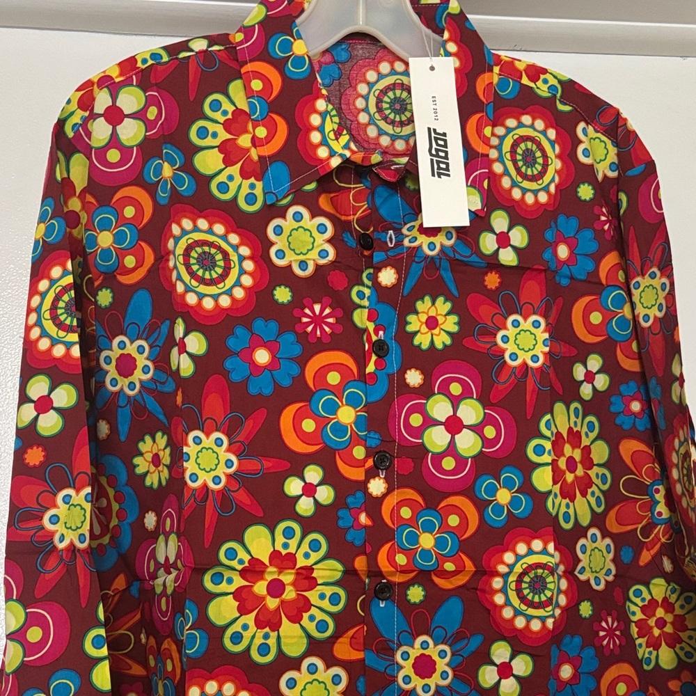NWT men’s vibrant floral button down shirt - Picture 2 of 7